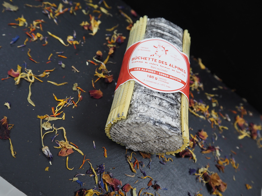 Bûche blanche cendrée - Chèvrerie des Alpines